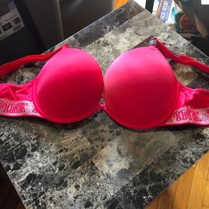 NWT Victoria’s Secret Push Up Bra